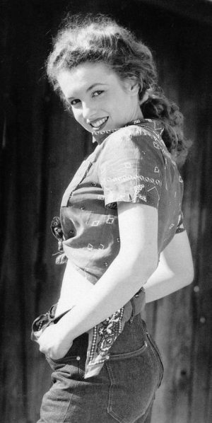 marilyn monroe la trabajadora de fabrica Marilyn Monroe joven